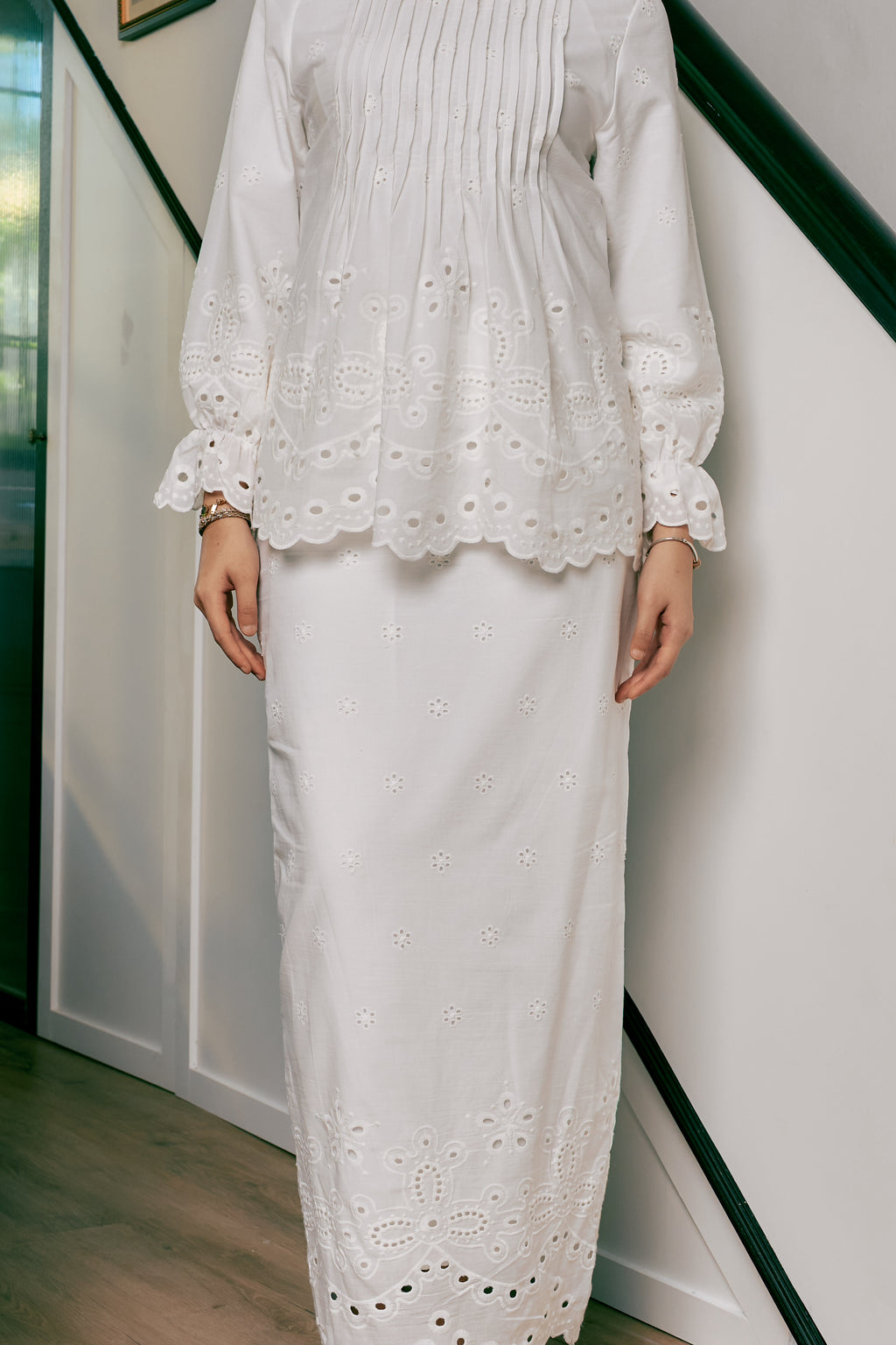 SORAYA IN WHITE